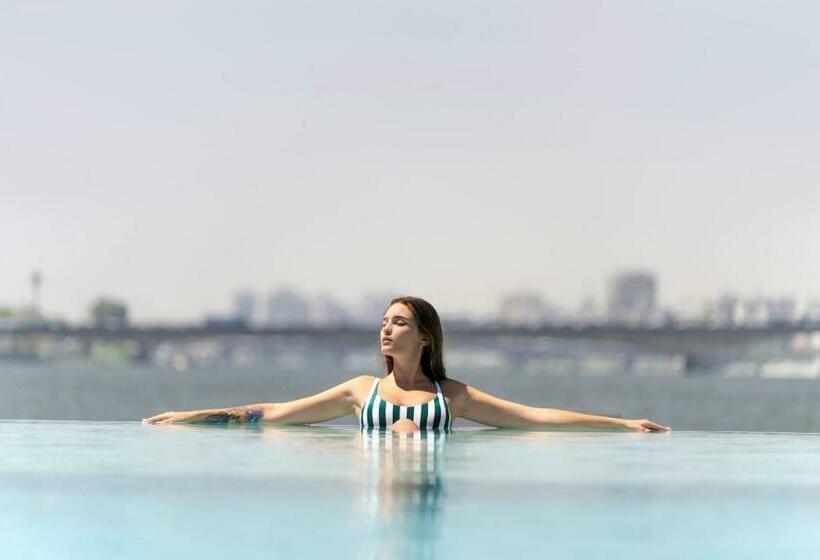 سوئیت جونیور با تخت بزرگ, Sofitel Cairo Nile El Gezirah