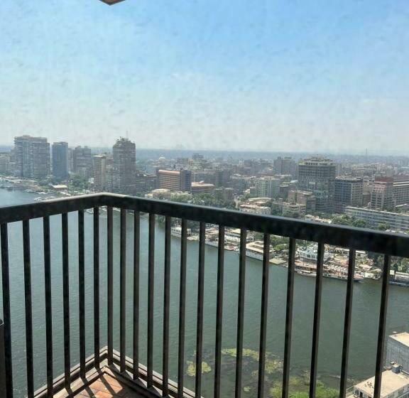 سوییت پرستیژ, Sofitel Cairo Nile El Gezirah