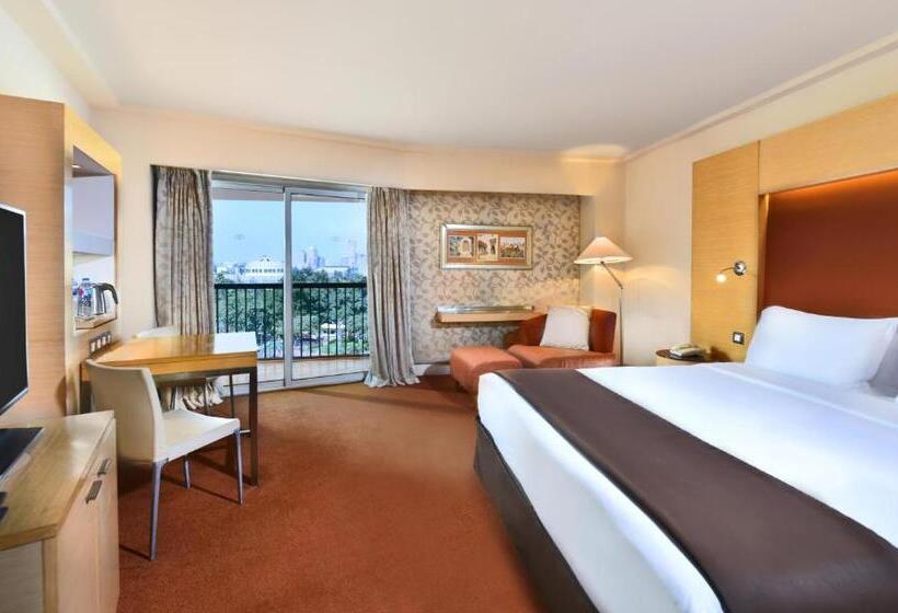 اتاق پرمیوم, Sofitel Cairo Nile El Gezirah