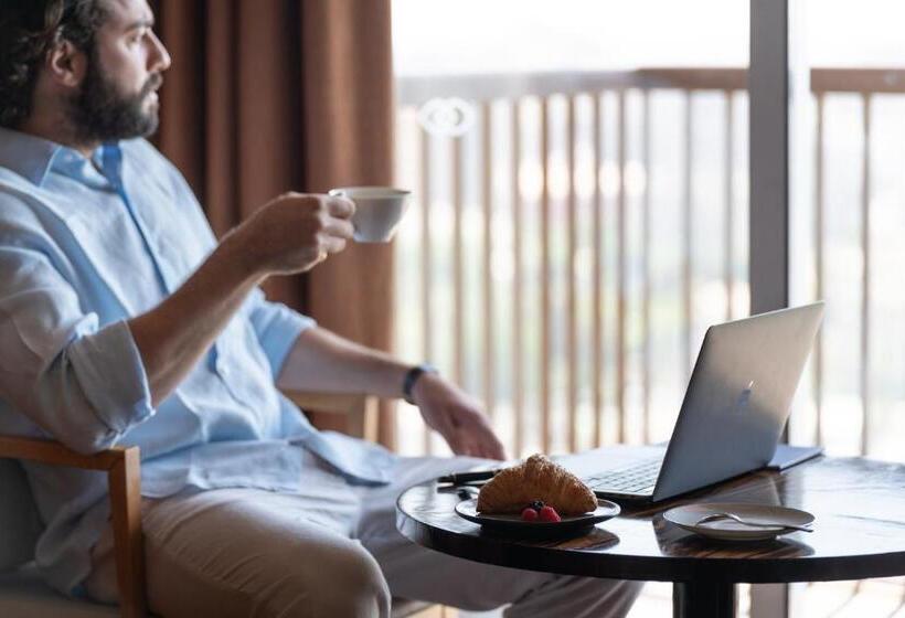 سوییت پرستیژ, Sofitel Cairo Nile El Gezirah