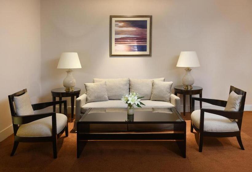 سوییت پرستیژ, Sofitel Cairo Nile El Gezirah