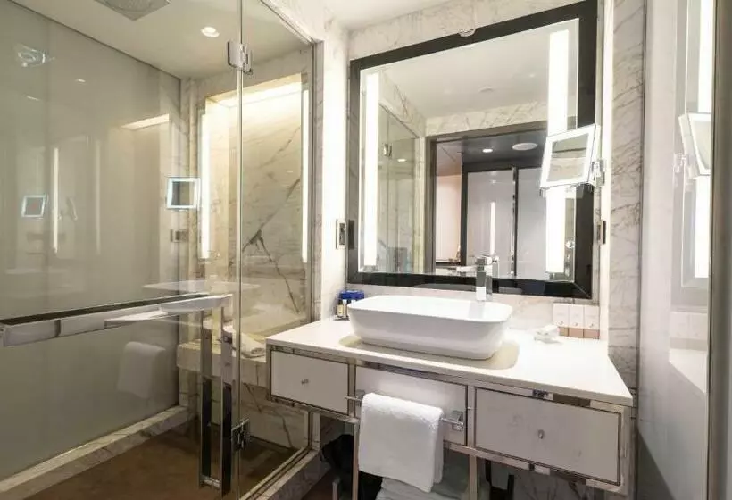 Deluxe Room City View, The Marmara Taksim