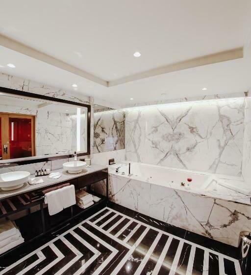 Suite, The Marmara Taksim