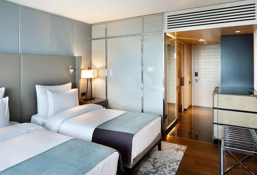 Deluxe Room City View, The Marmara Taksim