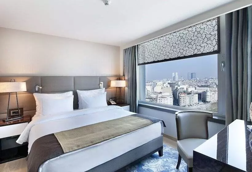 Club Room, The Marmara Taksim