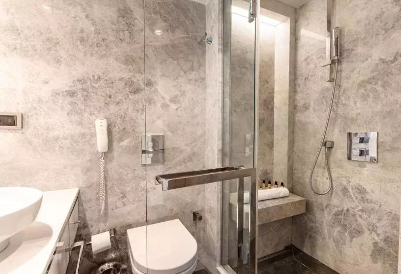 Standard Room City View, The Marmara Taksim