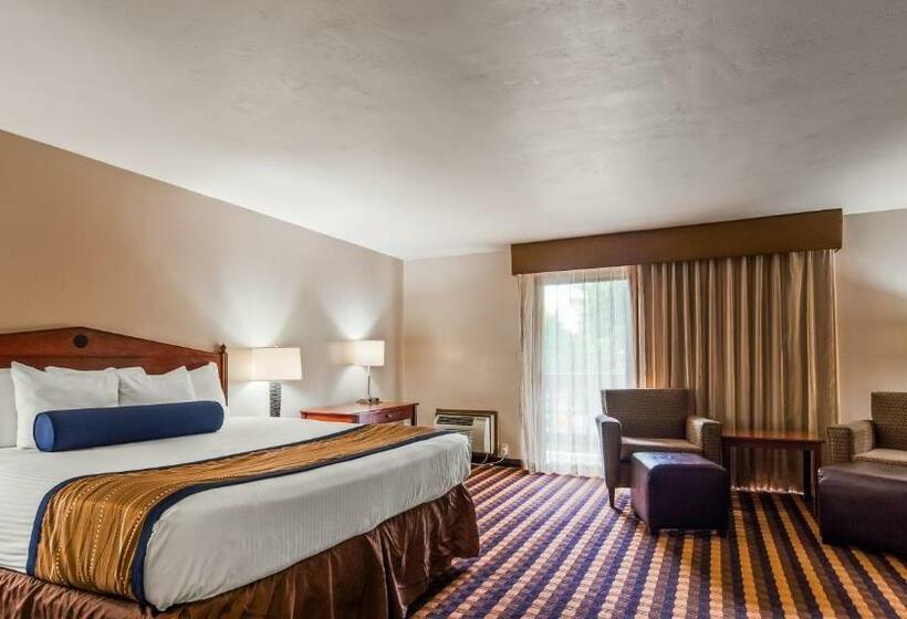 キングサイズベッドのデラックスルーム, Best Western New Oregon Motel