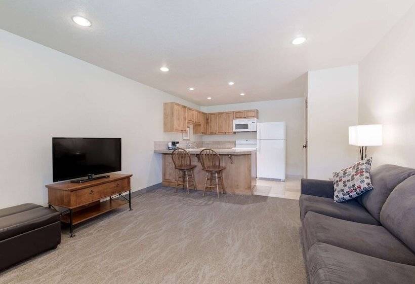 Люкс, Best Western Foothills Inn