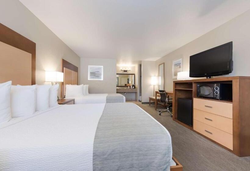 Номер Стандарт Адаптированный для Инвалидов, Best Western Foothills Inn