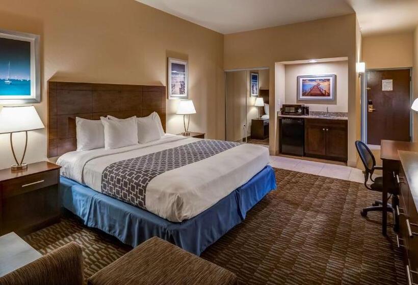 غرفة قياسية سرير كينج, Best Western Naples Plaza
