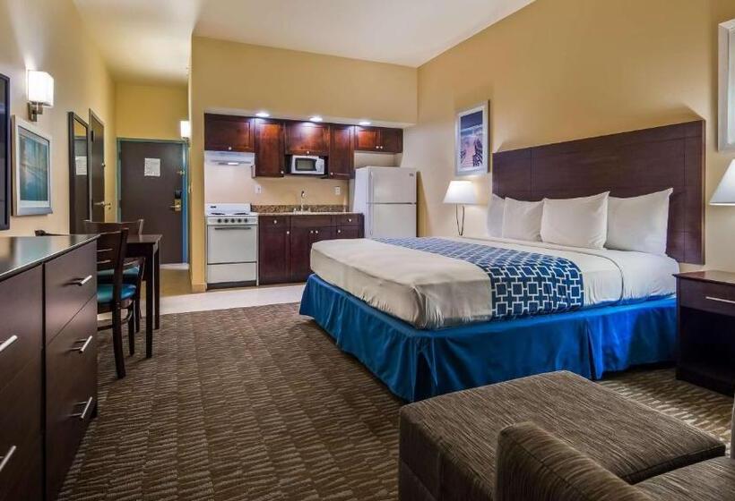 غرفة قياسية سرير كينج, Best Western Naples Plaza
