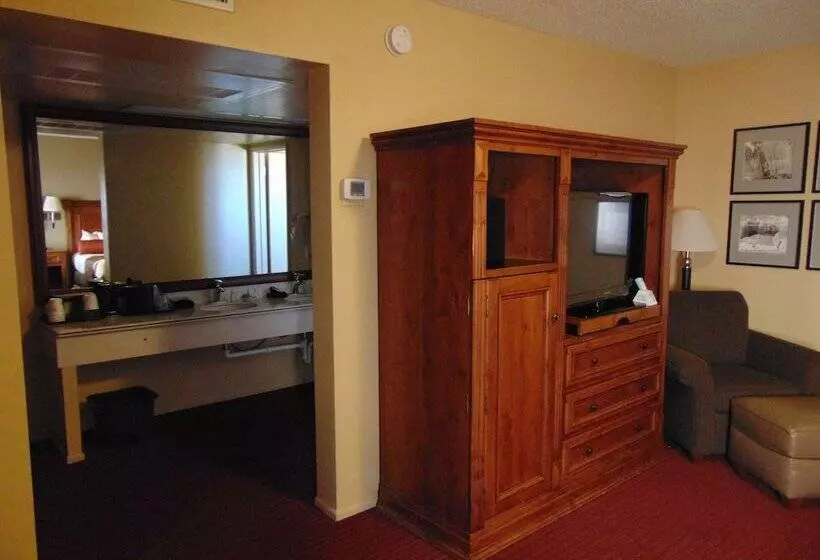 ２ダブルベッドのスタンダードルーム, Best Western Plus Kings Inn And Suites
