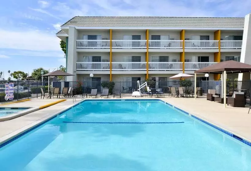 ２ダブルベッドのスタンダードルーム, Dana Point Marina Inn
