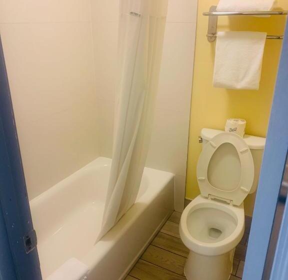 חדר סטנדרט עם מיטת קינג, Surestay Plus By Best Western Beaumont