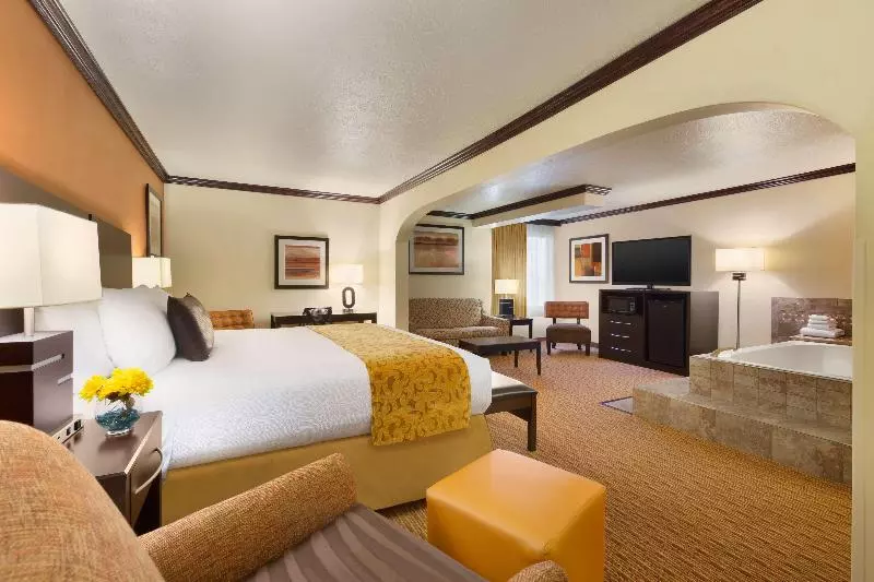 キングサイズベッドのエクゼクティブルーム, Park Inn By Radisson Salt Lake Citymidvale