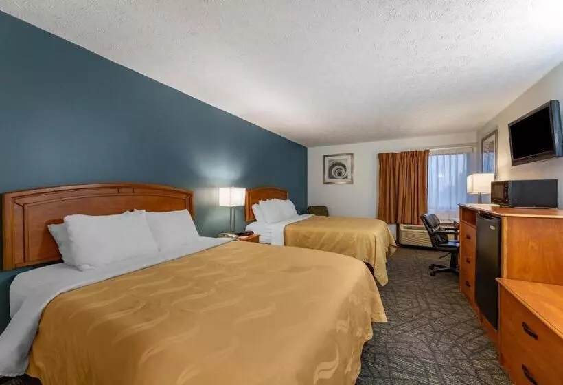 اتاق استاندارد, Quality Inn Austintown Youngstown West