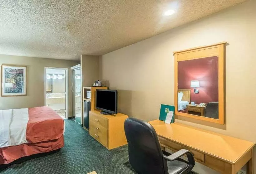 キングサイズベッドのスタンダードルーム, Quality Inn Casa Grande I 10