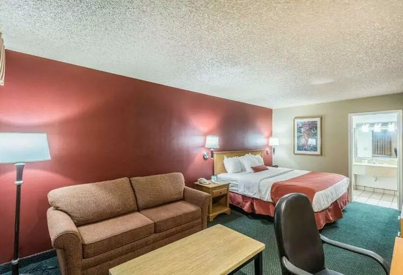 キングサイズベッドのスタンダードルーム, Quality Inn Casa Grande I 10