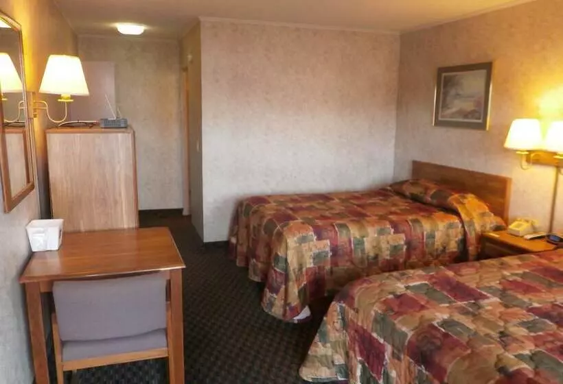２ダブルベッドのスタンダードルーム, Richmond Inn & Suites