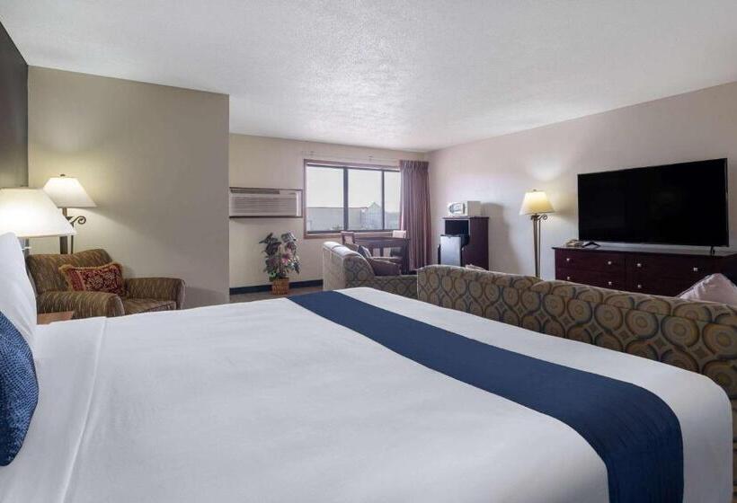 جناح سرير كينج, Travelodge By Wyndham Merrill