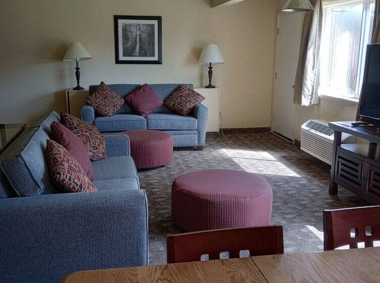 家庭间, Cocusa Motel