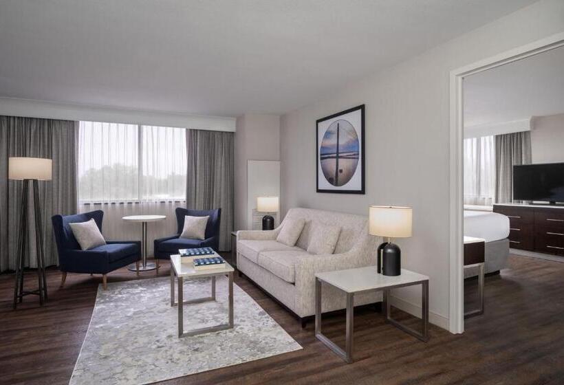 جناح سرير كينج, Delta Hotels By Marriott Jacksonville Deerwood