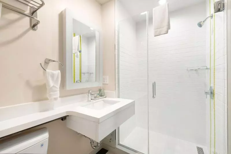 اتاق استاندارد با تخت بزرگ, Best Western Inn