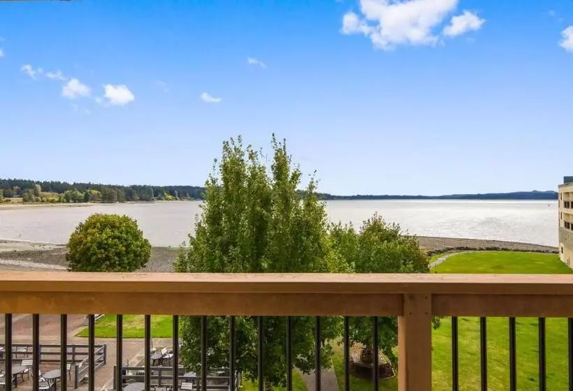 キングサイズベッド、ビュー付きデラックスルーム, Best Western Plus Silverdale Beach