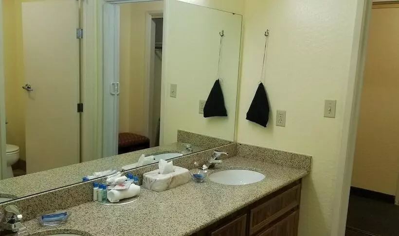 سوییت, Best Western Plus Sonora Oaks Hotel And Conference Center
