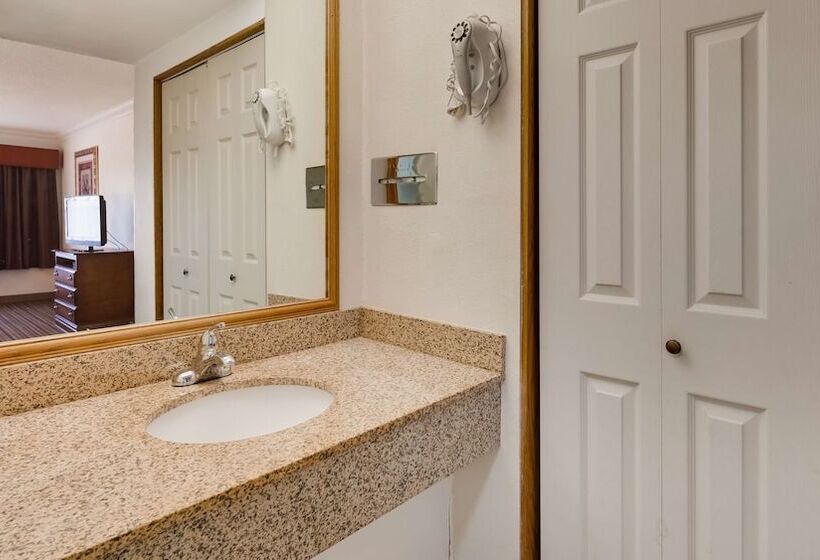 סוויטה, Best War Bonnet Inn