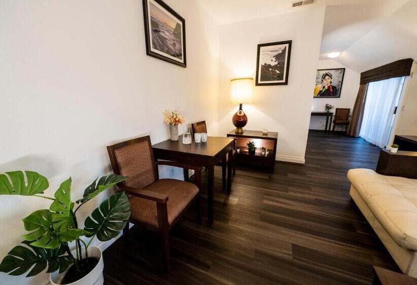 جناح إدارى سرير كينج, Best Western Westminster Inn