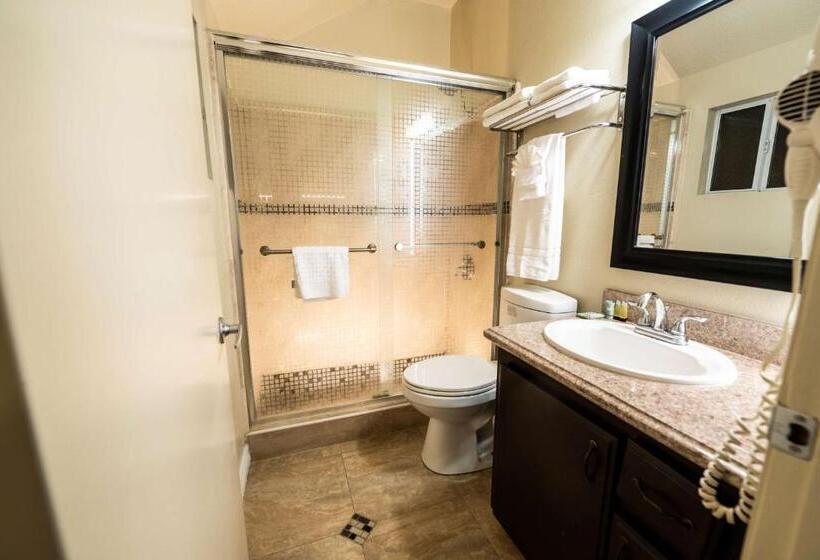 جناح إدارى سرير كينج, Best Western Westminster Inn