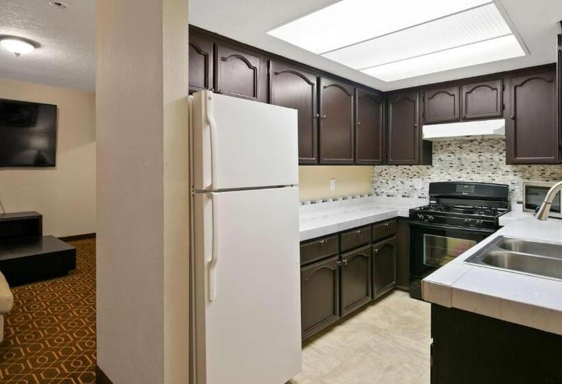 이그제큐티브 스위트 킹침대, Best Western Westminster Inn