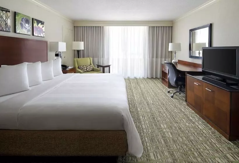 اتاق لوکس, Charleston Marriott Town Center