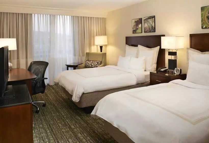 اتاق استاندارد با 2 تخت دوبل, Charleston Marriott Town Center