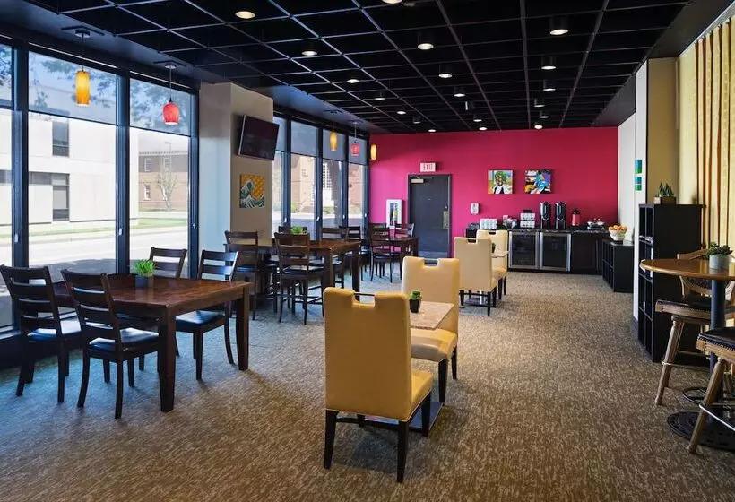 اتاق استاندارد با 2 تخت دوبل, Charleston Marriott Town Center
