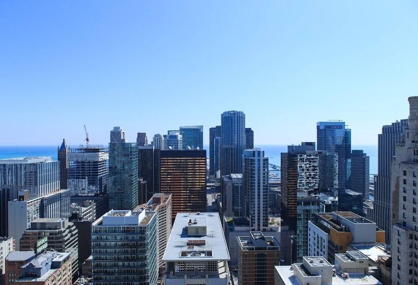 اتاق کلاب, Chicago Marriott Downtown Magnificent Mile