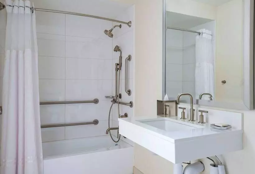 シティビューのダブルベッドスタンダードルーム, Chicago Marriott Downtown Magnificent Mile
