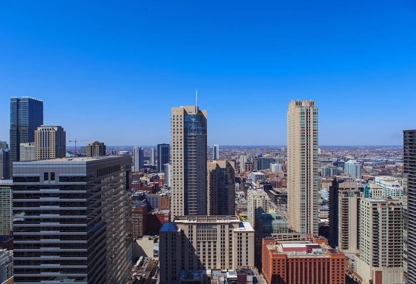 Standard Room Double Bed City View, Chicago Marriott Downtown Magnificent Mile