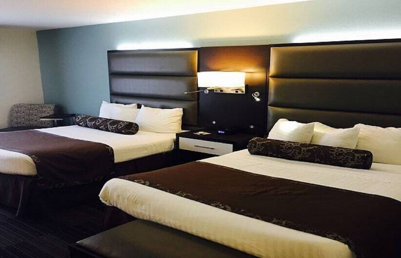 اتاق داخلی دلوکس, Club Hotel Nashville Inn & Suites