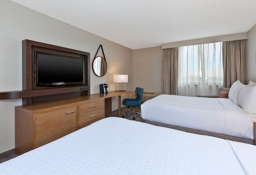 2ダブルベッドのスタンダードルーム, Crowne Plaza Columbus North   Worthington, An Ihg