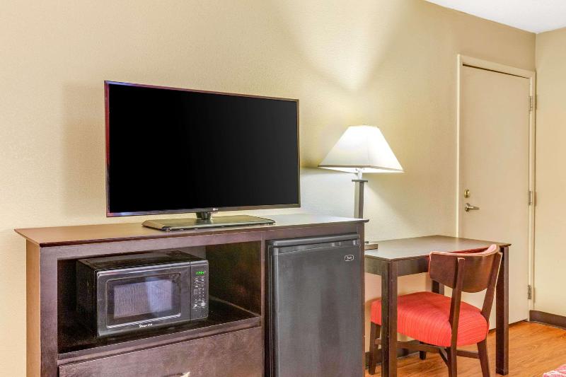 Номер Стандарт, Econo Lodge Burlington I40