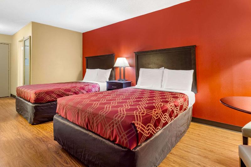 Номер Стандарт, Econo Lodge Burlington I40