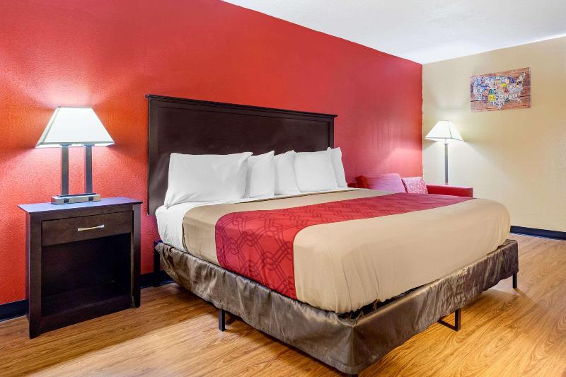 Стандартный Номер Кровать Кинг, Econo Lodge Burlington I40