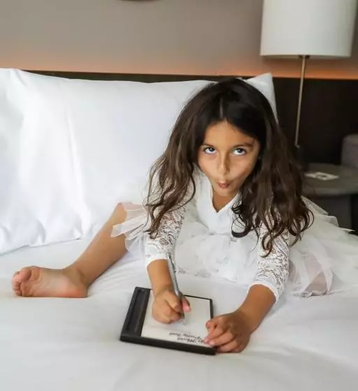 キングサイズベッド、ビュー付きデラックスルーム, Fairmont Century Plaza Los Angeles