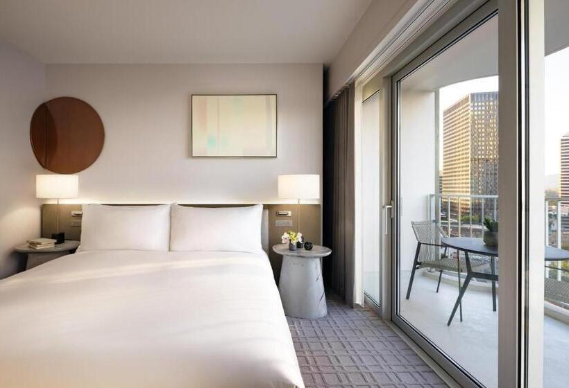إستوديو قياسى سرير كينج, Fairmont Century Plaza Los Angeles