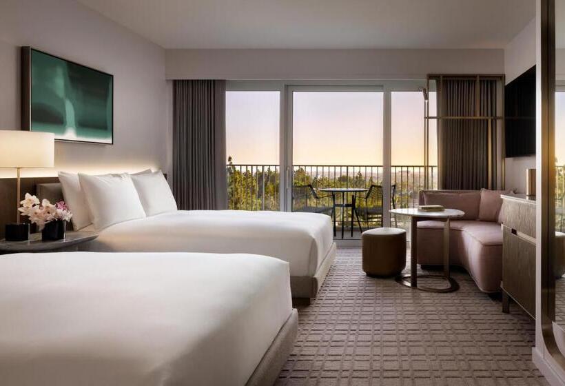 Номер Стандарт с Балконом, Fairmont Century Plaza Los Angeles