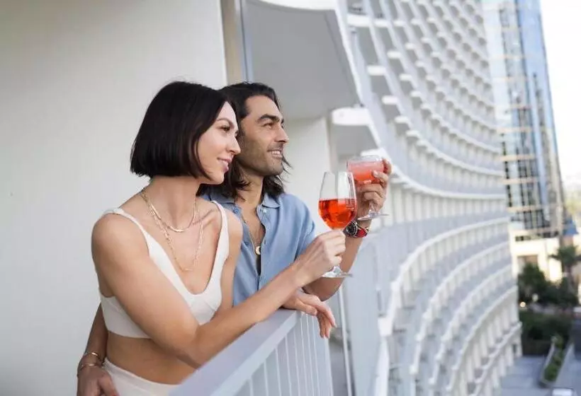 身障者適用キングサイズベッドルーム, Fairmont Century Plaza Los Angeles