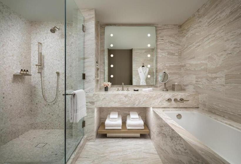 غرفة ديلوكس لذوى الاحتياجات الخاصة, Fairmont Century Plaza Los Angeles