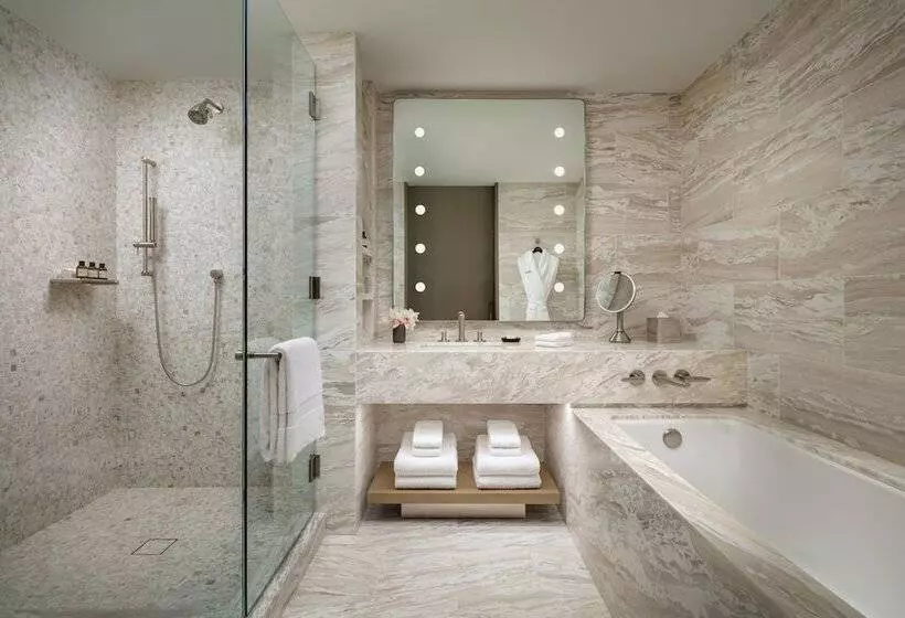 景色の見えるデラックスルーム, Fairmont Century Plaza Los Angeles